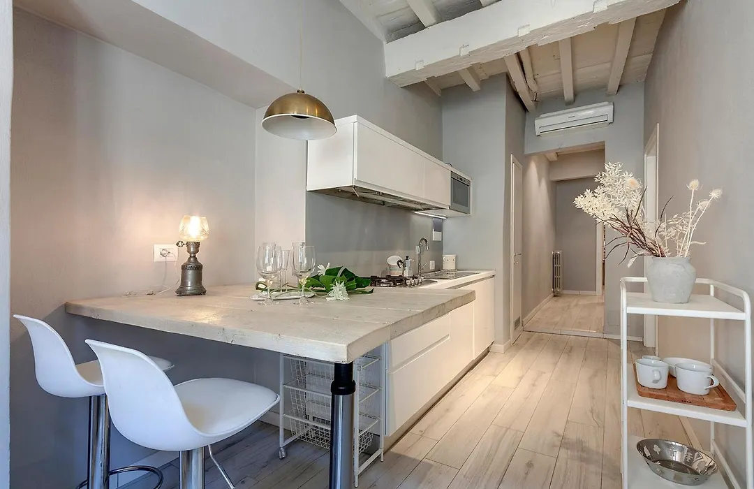 Jake & Francis Apartments By Mamo Florence-1